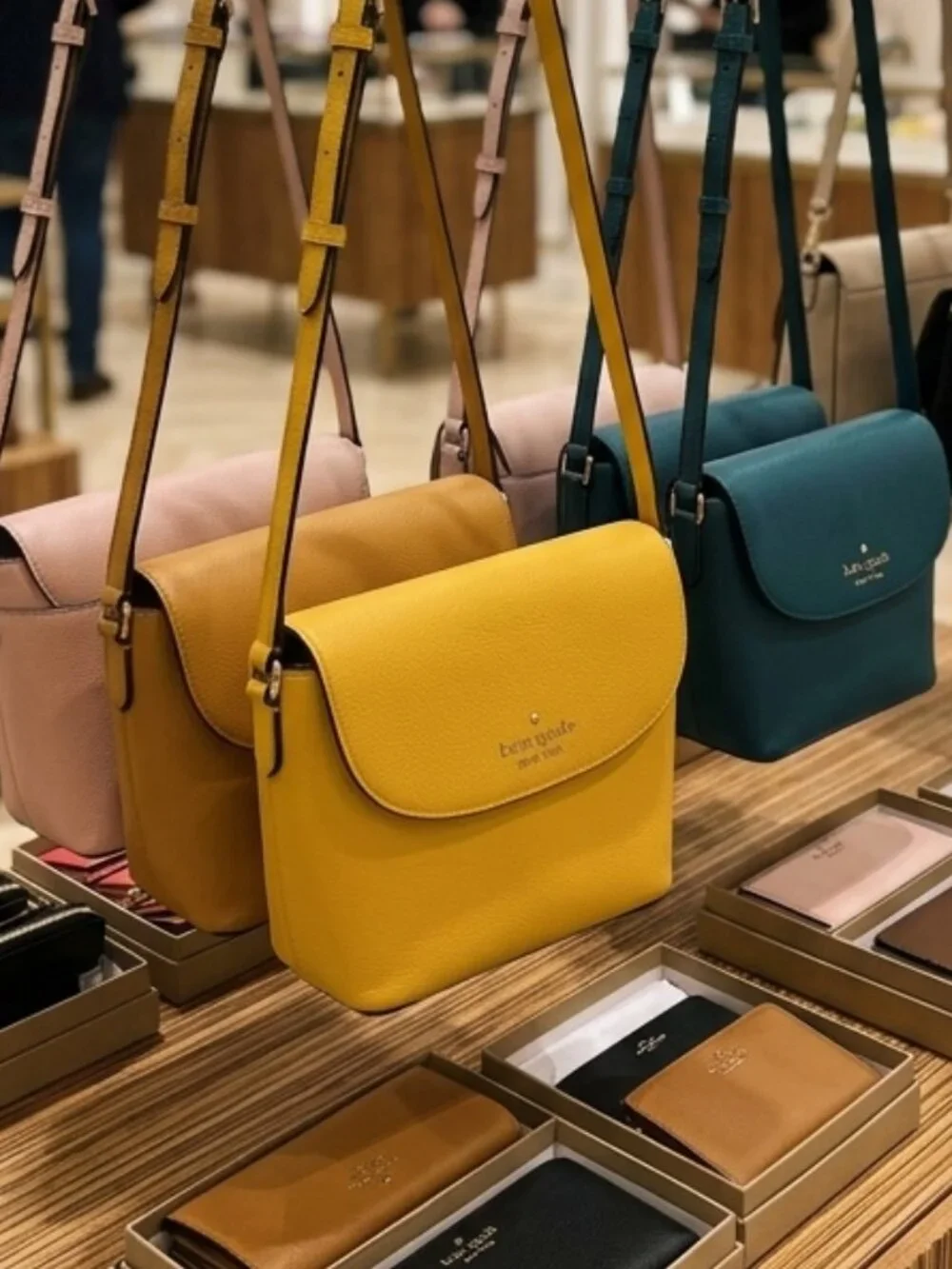 Kate Spade Yellow Crossbody Bag – Chic & Versatile